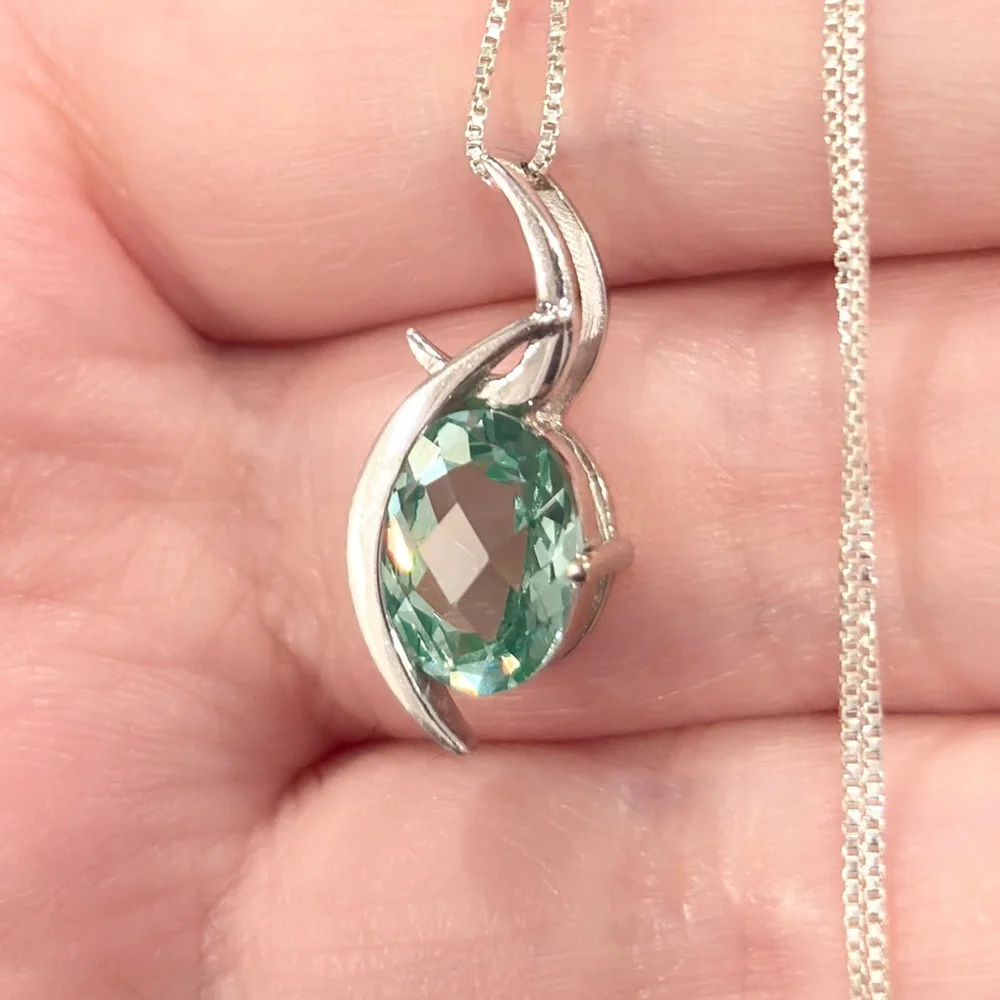 Vintage 14K Green Spinel Pendant: White Gold Crescent Abstract Slider Piece - Picture 9 of 14